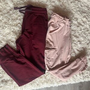 2 XS Jaanuu Scrub Sets